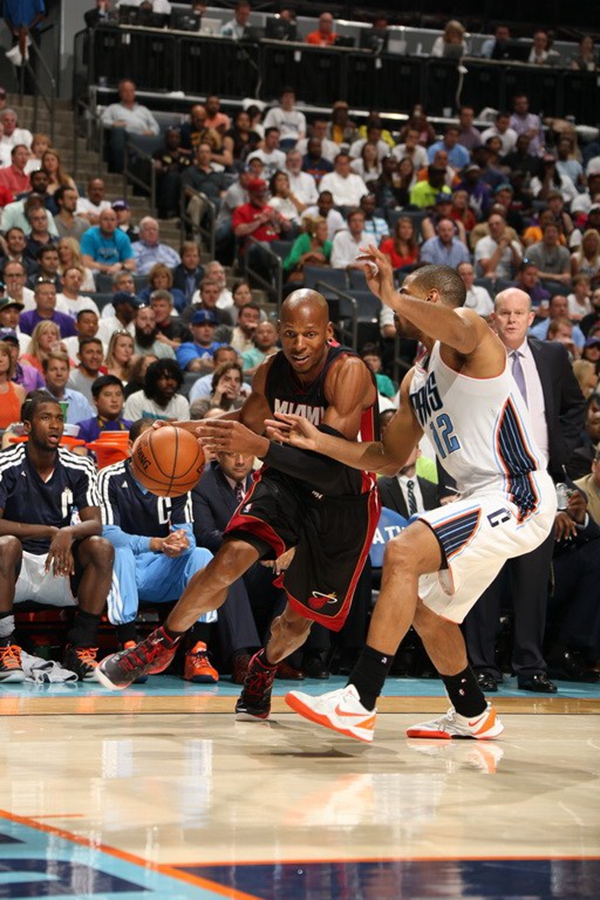 更在世界足 更在世界足