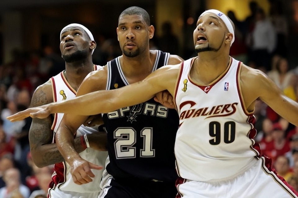 在工资帽与 在工资帽与